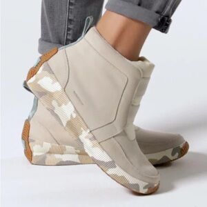 Sorel Women's Out 'N About™ Plus Mid Boot 7.5 Cream/Camo